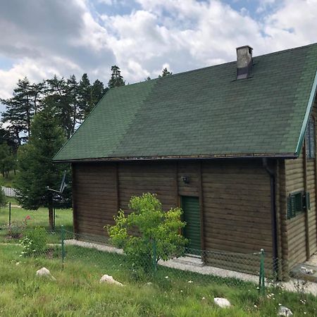 자블야크 Kuca U Borju - House In Pines 아파트 외부 사진