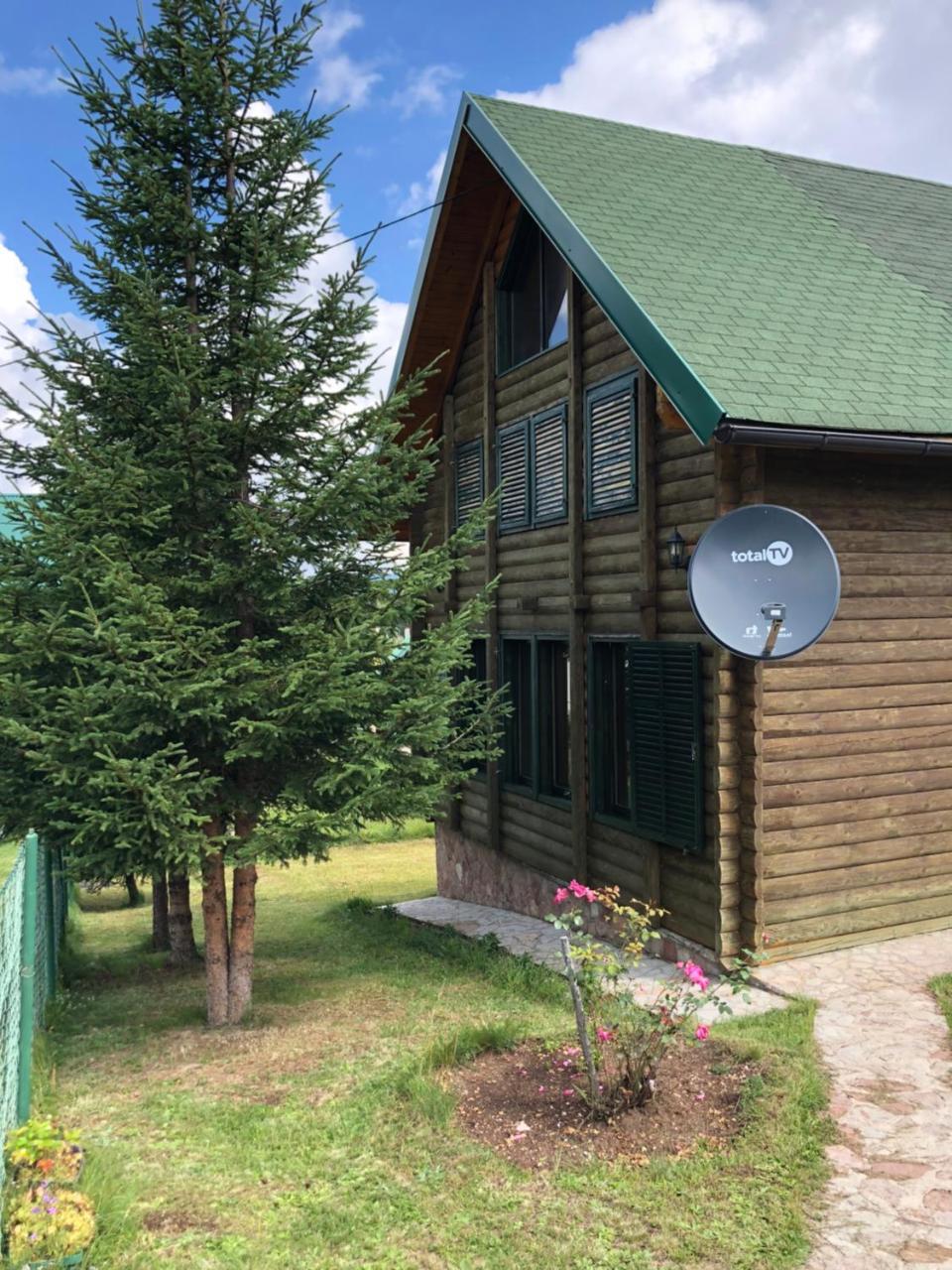 자블야크 Kuca U Borju - House In Pines 아파트 외부 사진